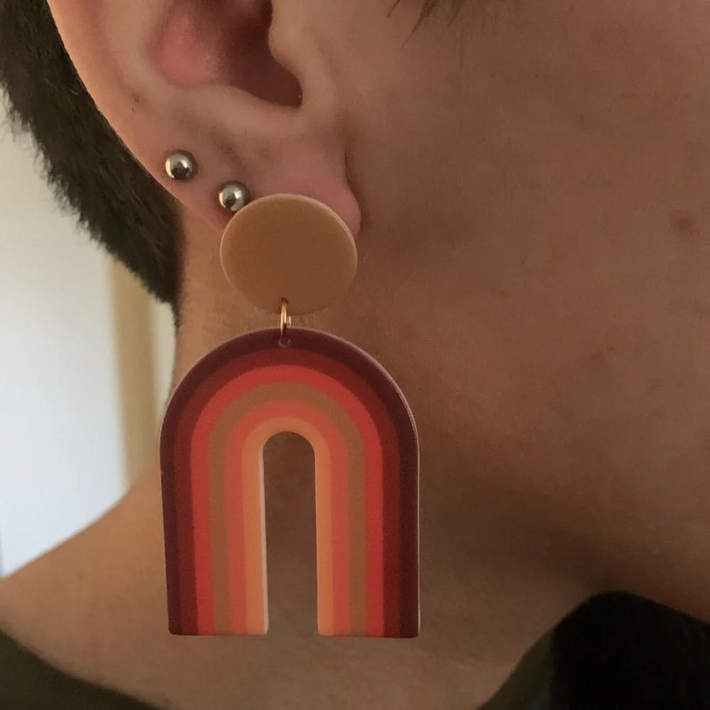 Earrings - Picture 4 of 6